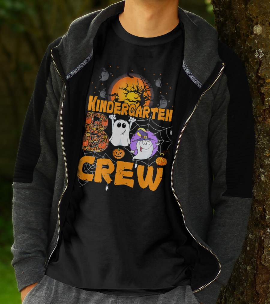 Kindergarten Boo Crew Halloween Teacher Ghosts Pumpkin Moon T-Shirt