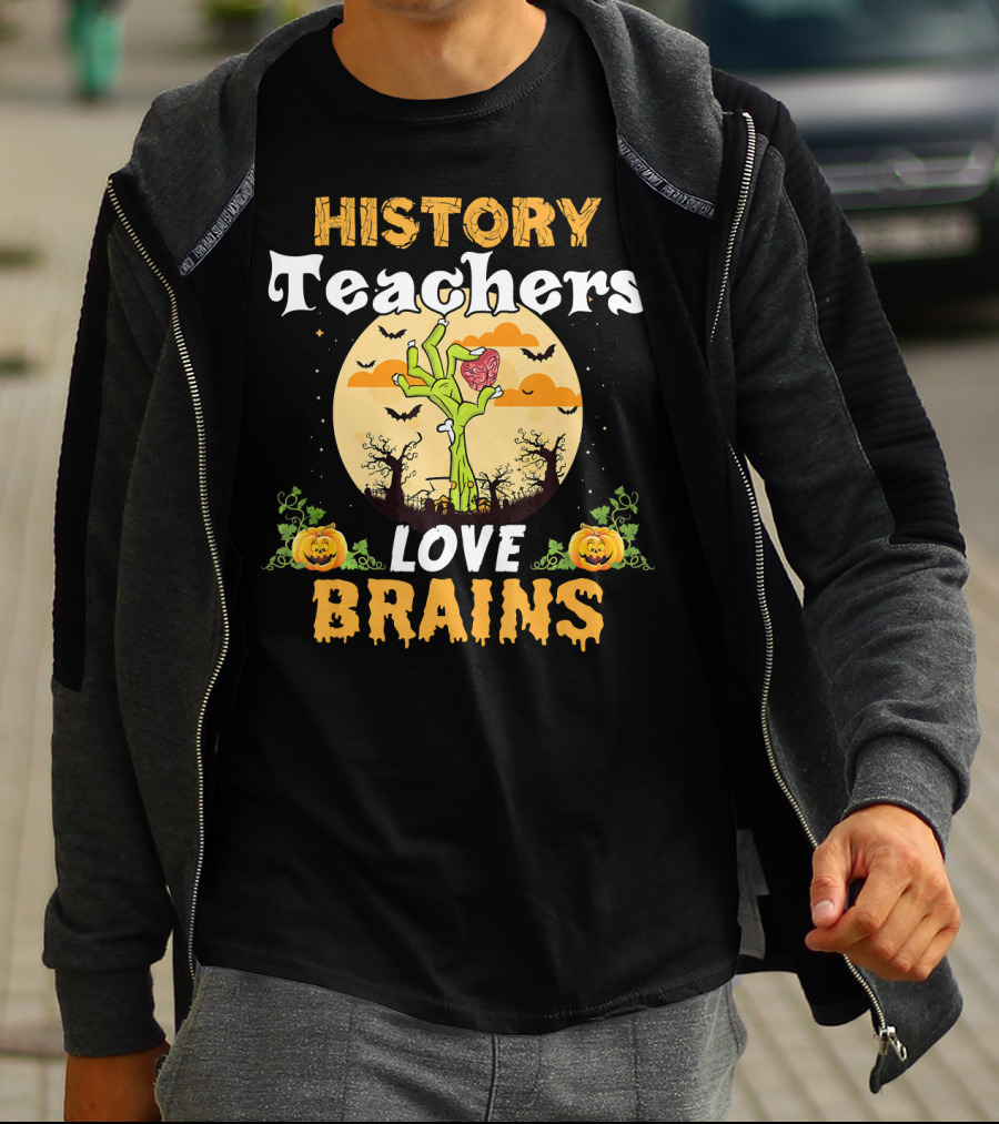 History Teachers Love Brains Zombies Halloween Moon Pumpkins T-Shirt