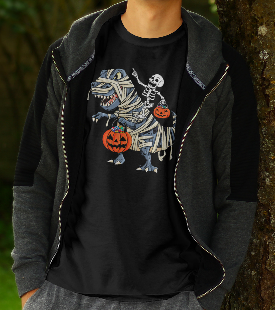 Skeleton Riding Mummy T-Rex With Pumpkin Candy Buckets Halloween Bo T-Shirt