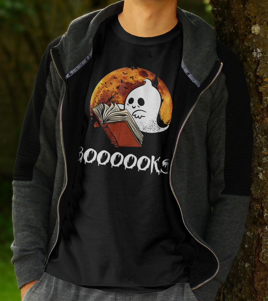 Booooooks Boo Reading Books Hall Ghost With Open Book And Moon Bats T-Shirt
