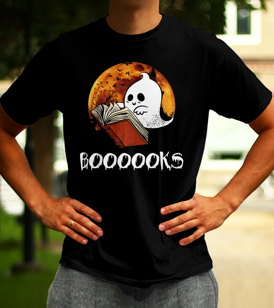 Booooooks Boo Reading Books Hall Ghost With Open Book And Moon Bats T-Shirt