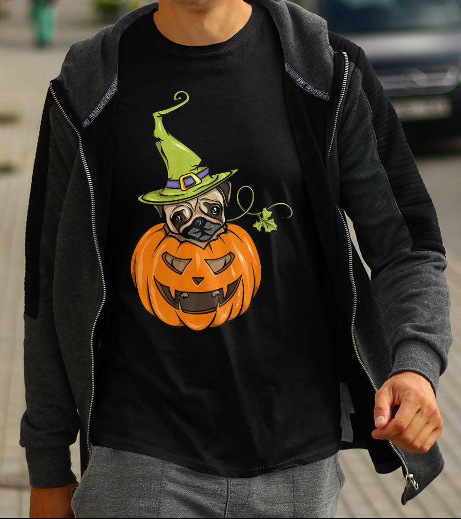 Pumpkin Pug Witch Halloween Costume Women T-Shirt