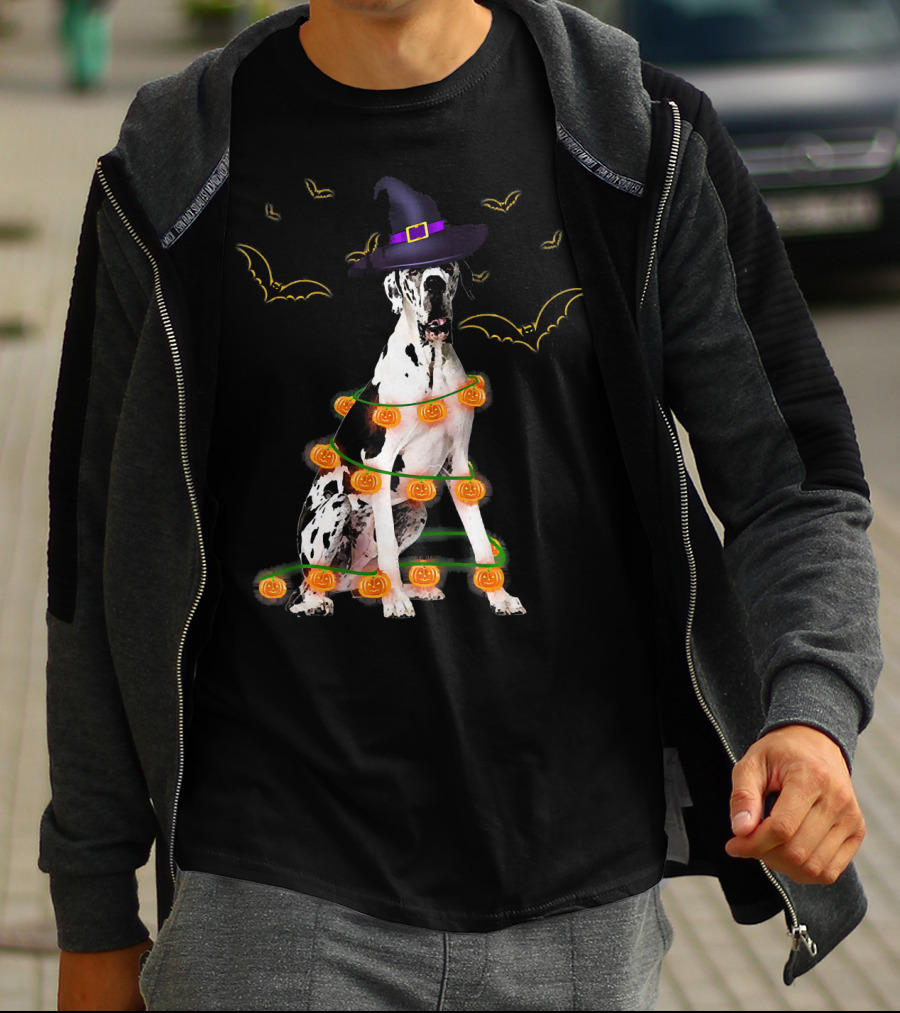 Halloween Great Dane Dog With Witch Hat And Pumpkin Lights Surrounded By Bats T-Shirt