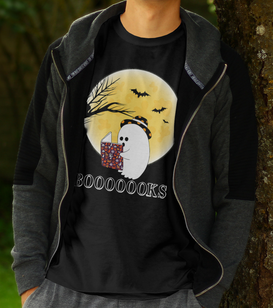 Booooooks Boo Ghost Reading Under The Full Moon Halloween T-Shirt