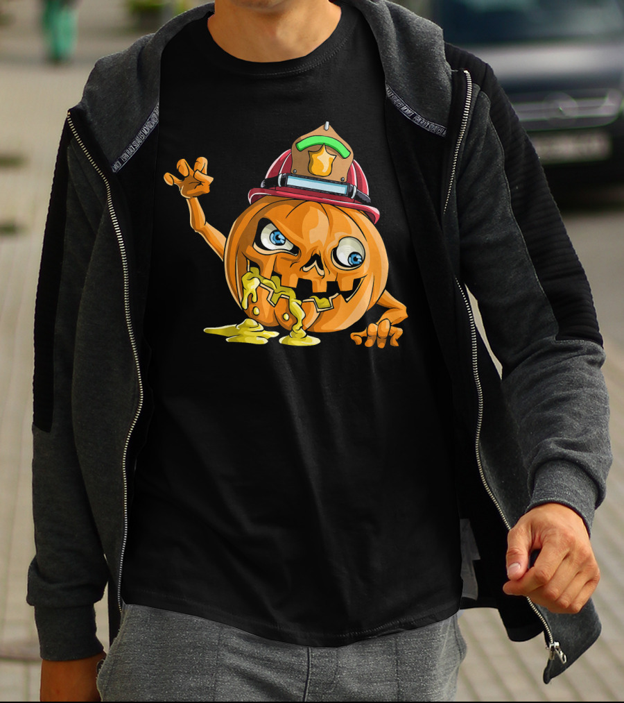 Zombie Pumpkin Firefighter Halloween Jack-O'-Lantern With Fireman's Helmet T-Shirt