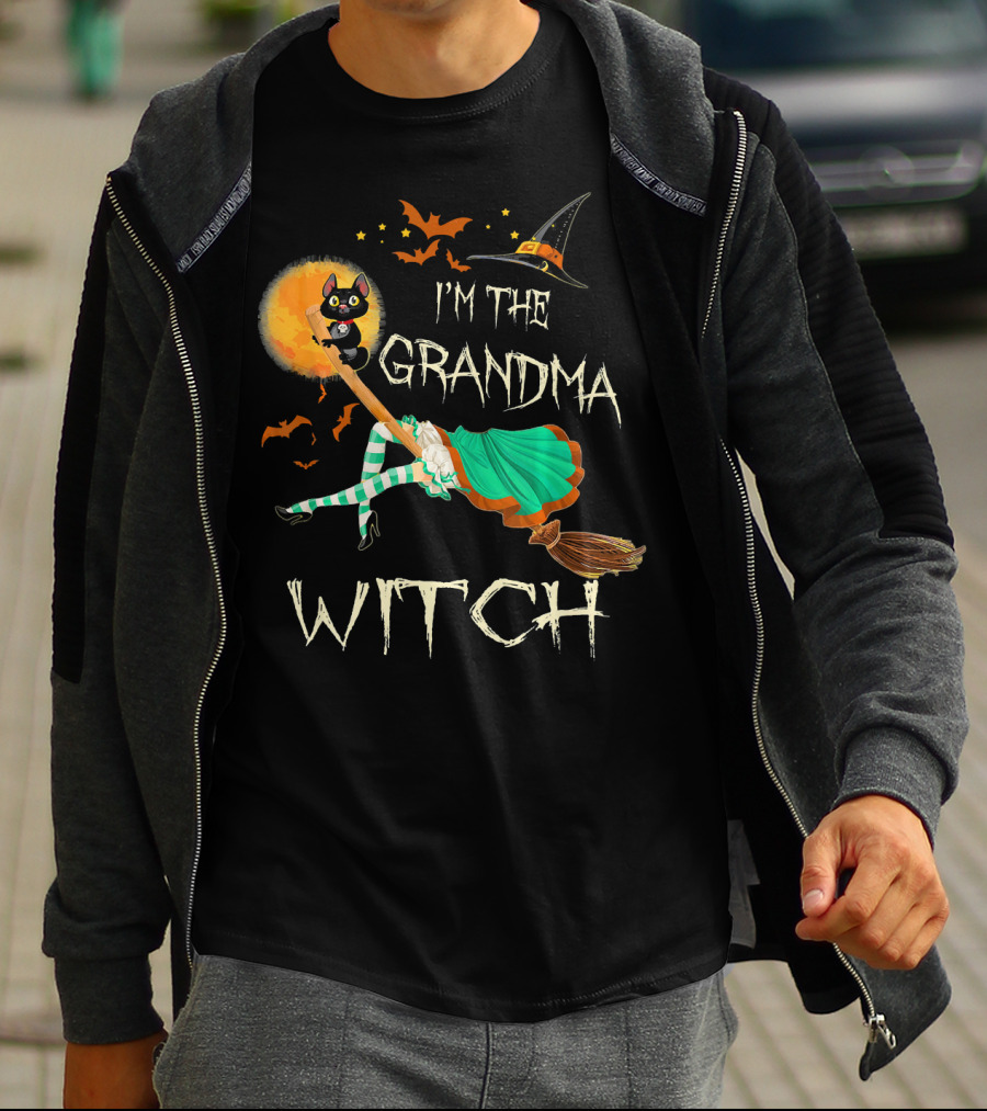 I'm The Grandma Witch Broomstick Flying Black Cat Halloween Bats T-Shirt