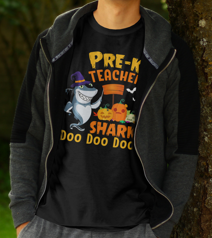 Pre-K Teacher Shark Doo Doo Doo Halloween Witch Pumpkins Bats T-Shirt