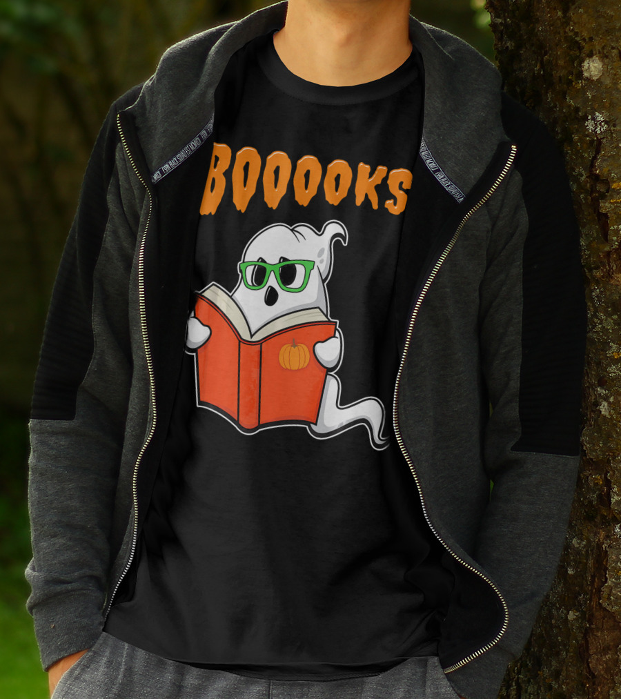 Booooks Ghost With Green Glasses And Pumpkin Book Funny Teacher Halloween T-Shirt