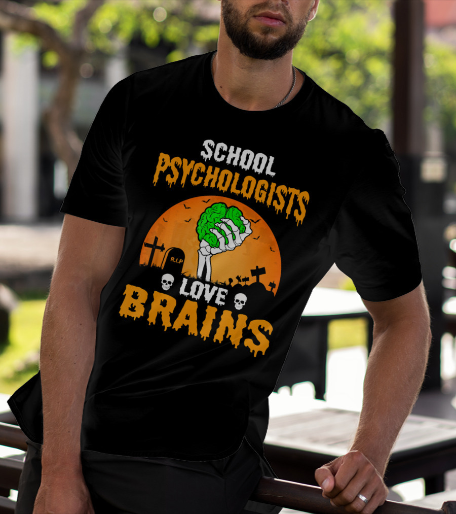 School Psychologists Love Brains Zombie Graveyard T-Shirt