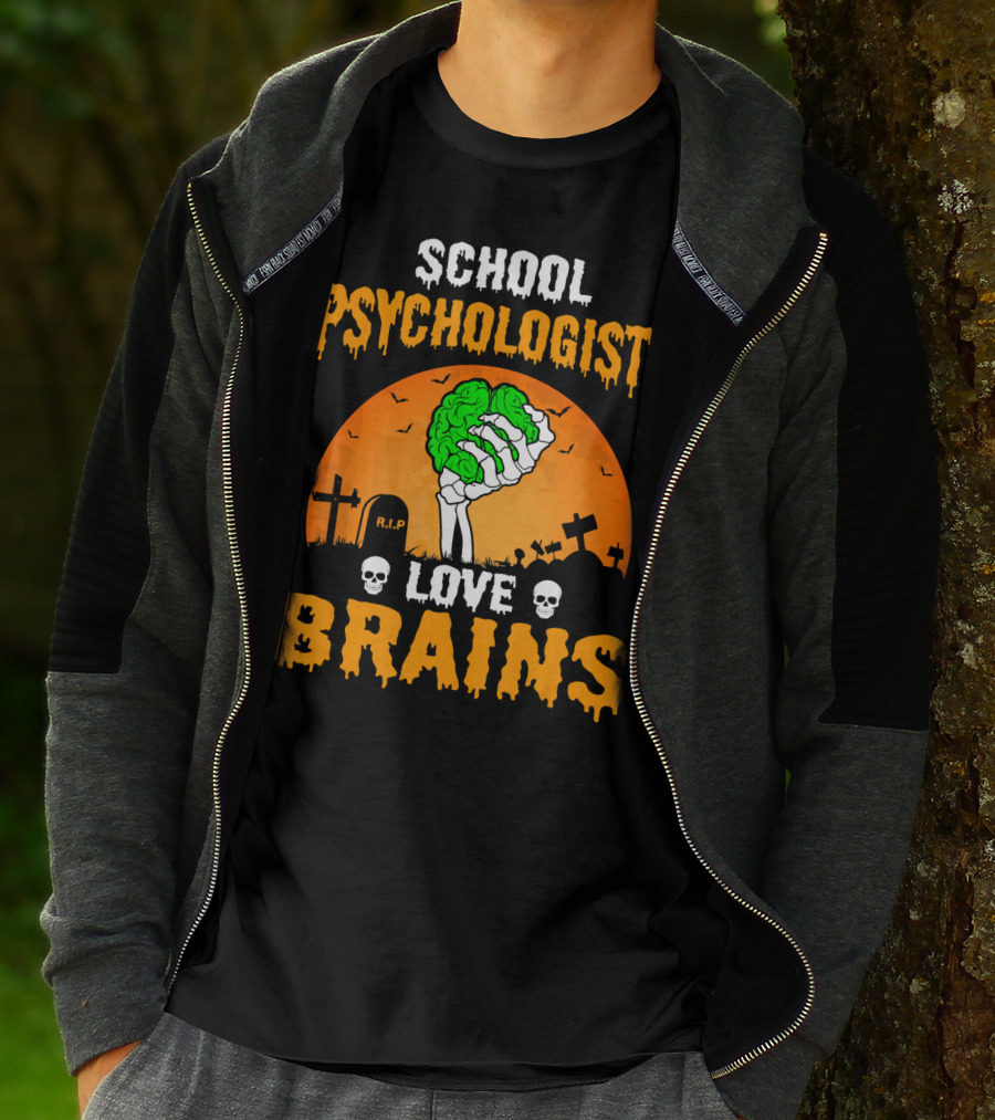 School Psychologists Love Brains Zombie Graveyard T-Shirt