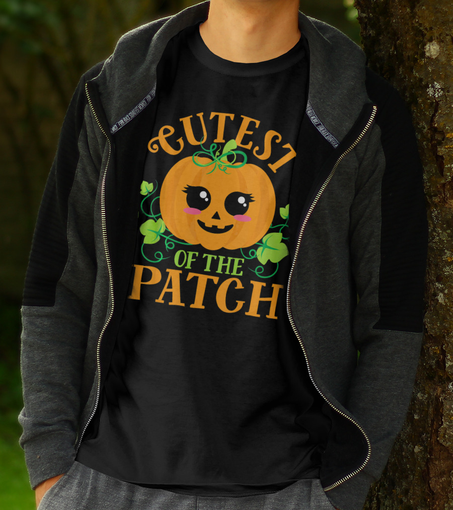 Cutest Pumpkin Of The Patch Halloween Smiling Face With Green Vines T-Shirt
