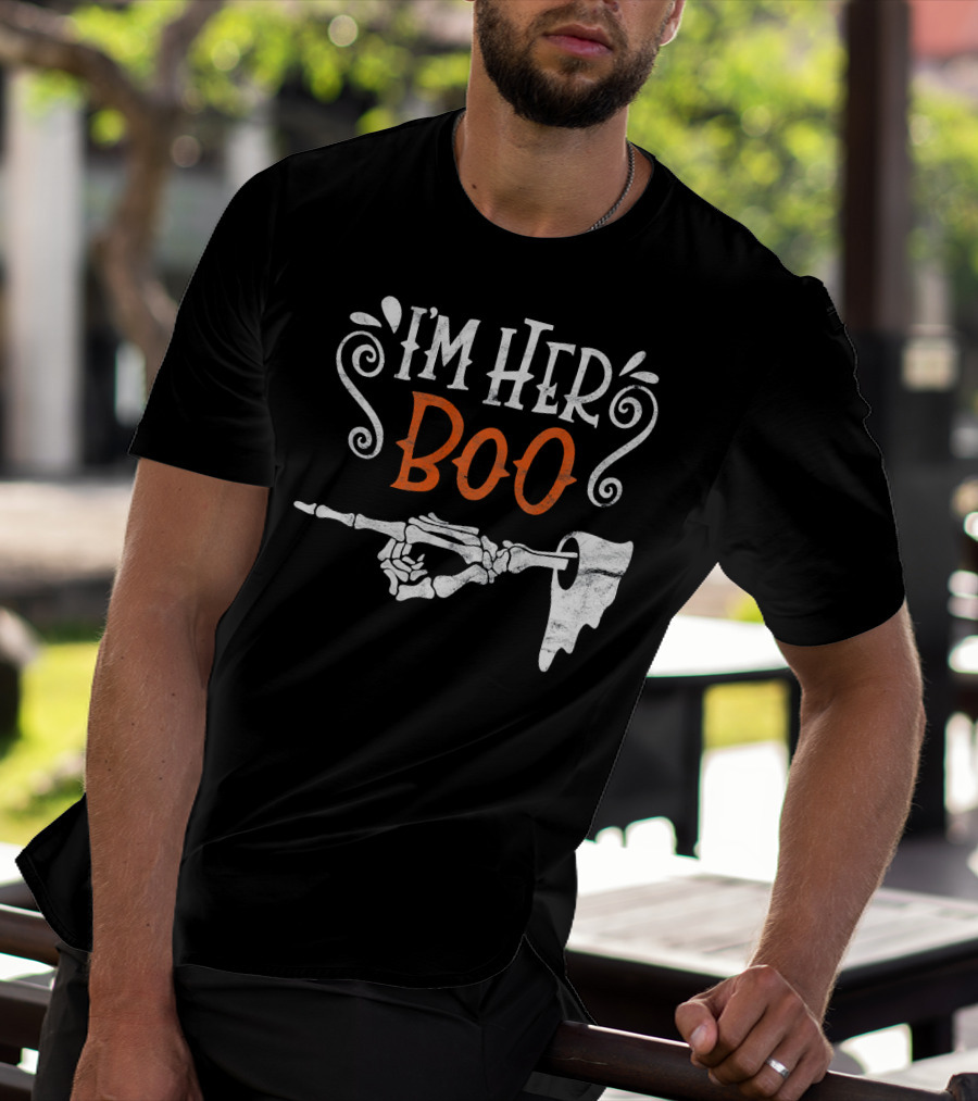 I'm Her Boo Halloween Skeleton Hand Ghost T-Shirt