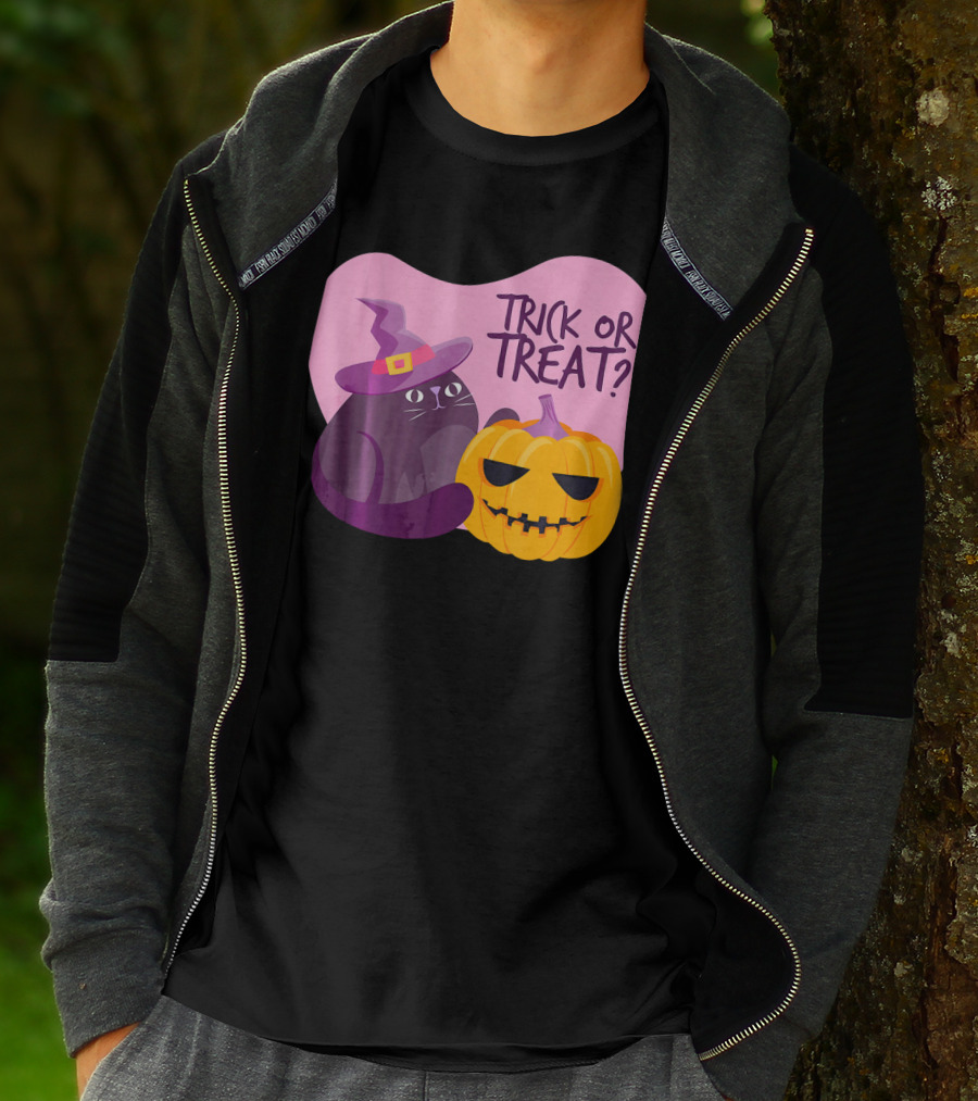 Trick Or Treat Happy Halloween Day Kids Halloween Pump T-Shirt