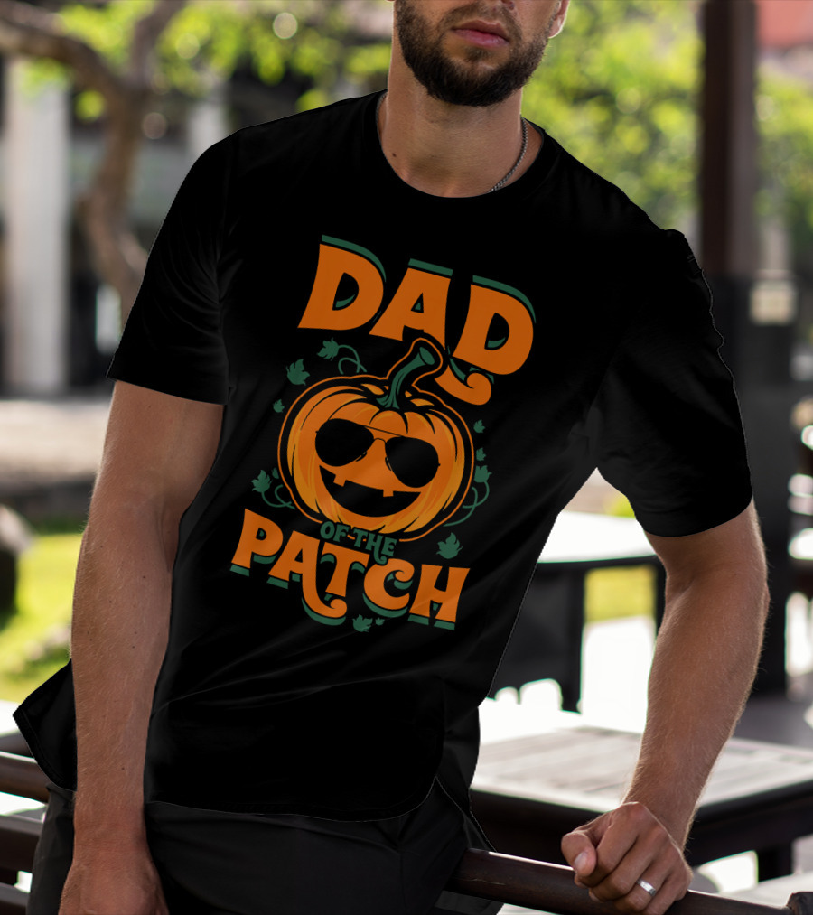 Dad Of The Patch Pumpkin Sunglasses Halloween Family Fun T-Shirt