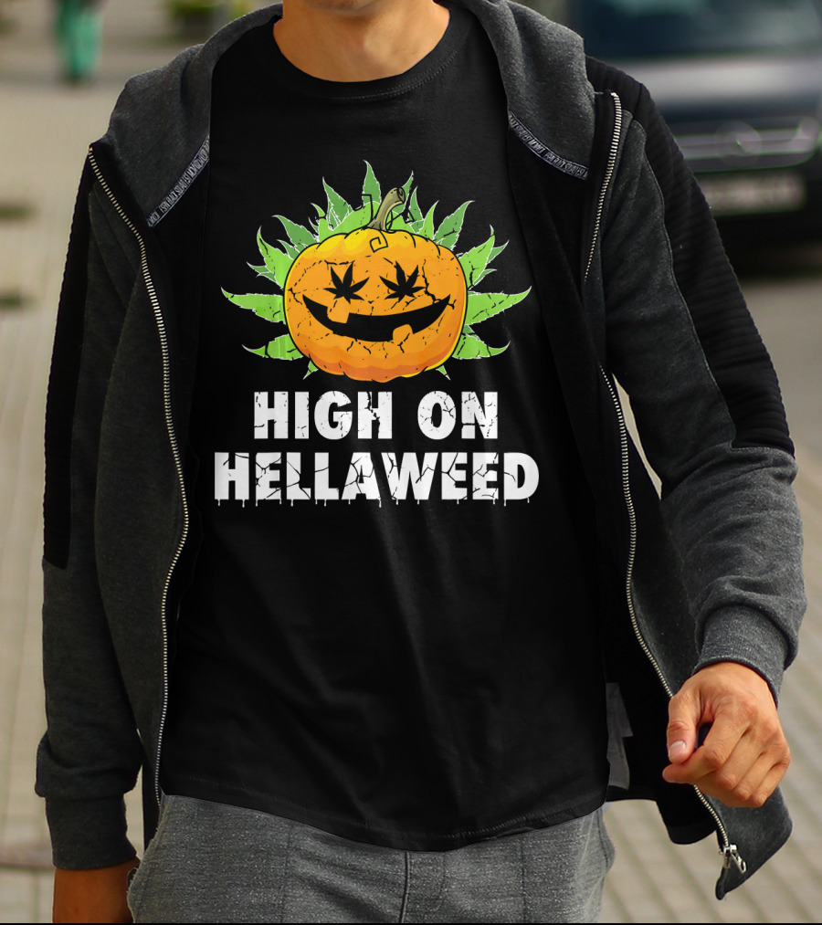 High On Hellaweed Halloween Weed Cannabis Pumpkin Face T-Shirt