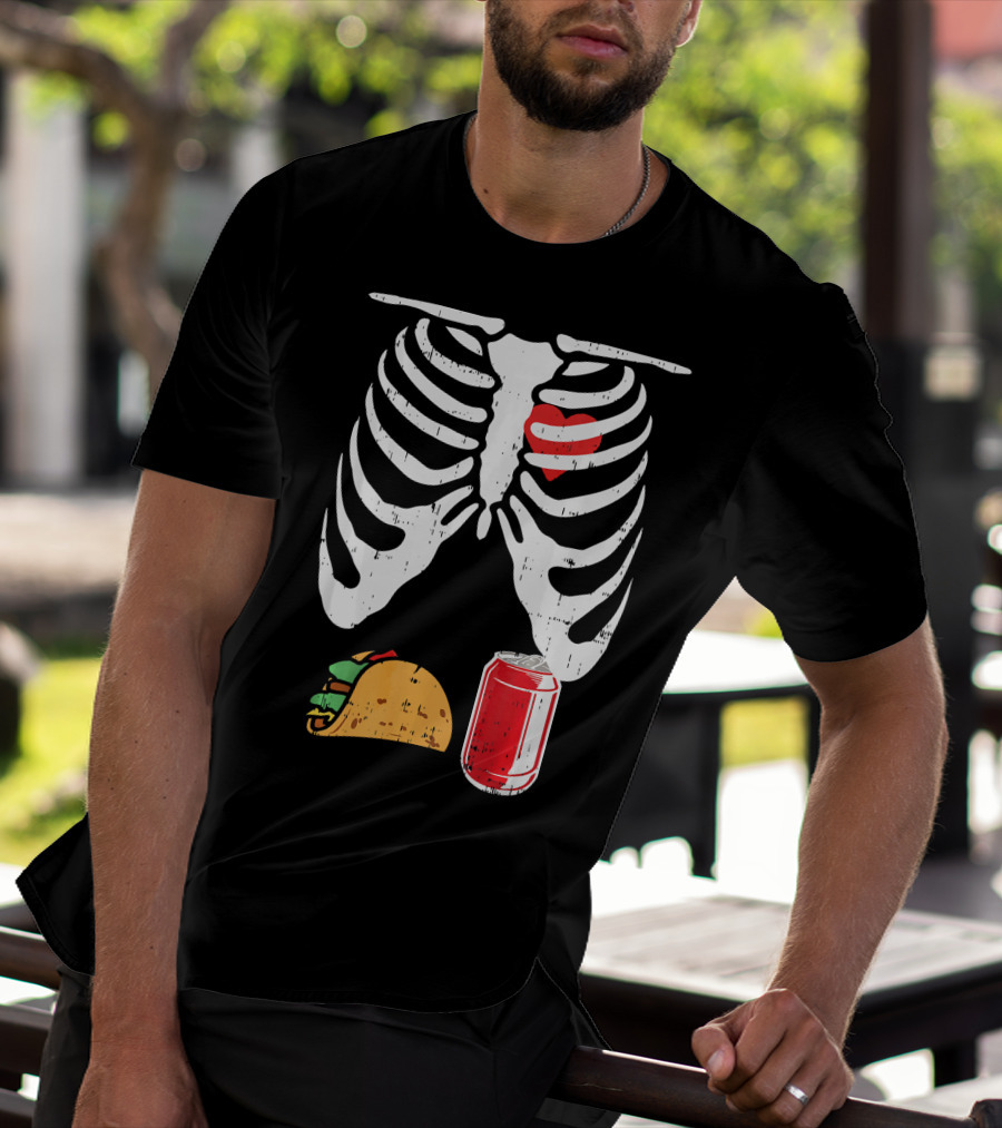 Skeleton Ribcage Heart Taco Beer Can Xray T-Shirt