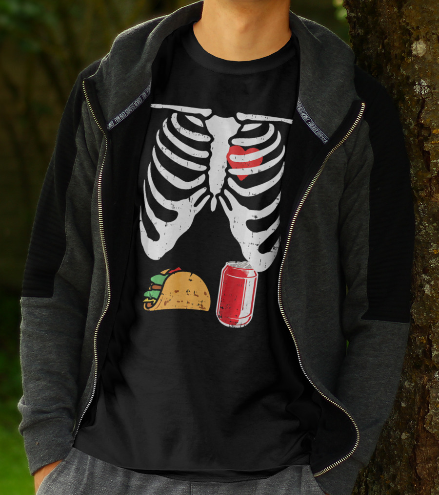 Skeleton Ribcage Heart Taco Beer Can Xray T-Shirt