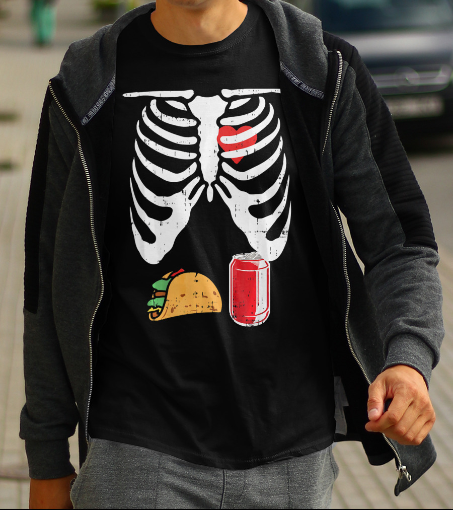 Skeleton Ribcage Heart Taco Beer Can Xray T-Shirt
