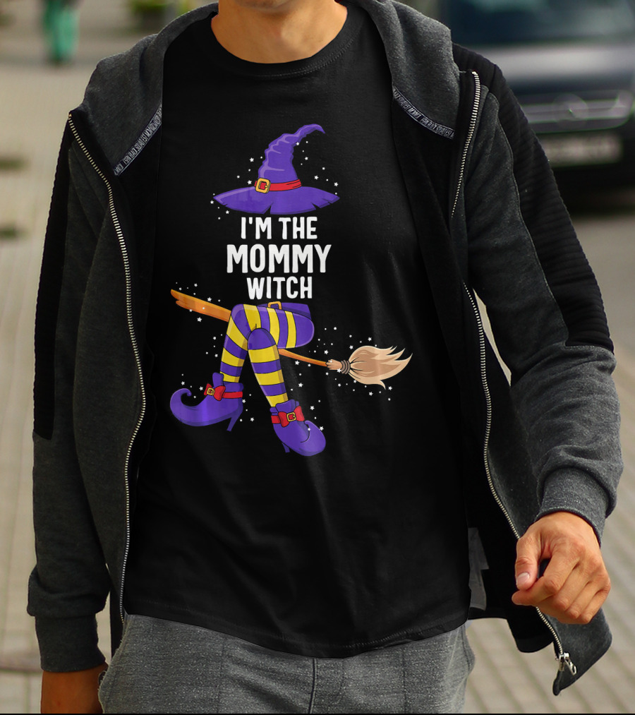 I'm The Mommy Witch Halloween Match With Hat Broomstick And Boots T-Shirt