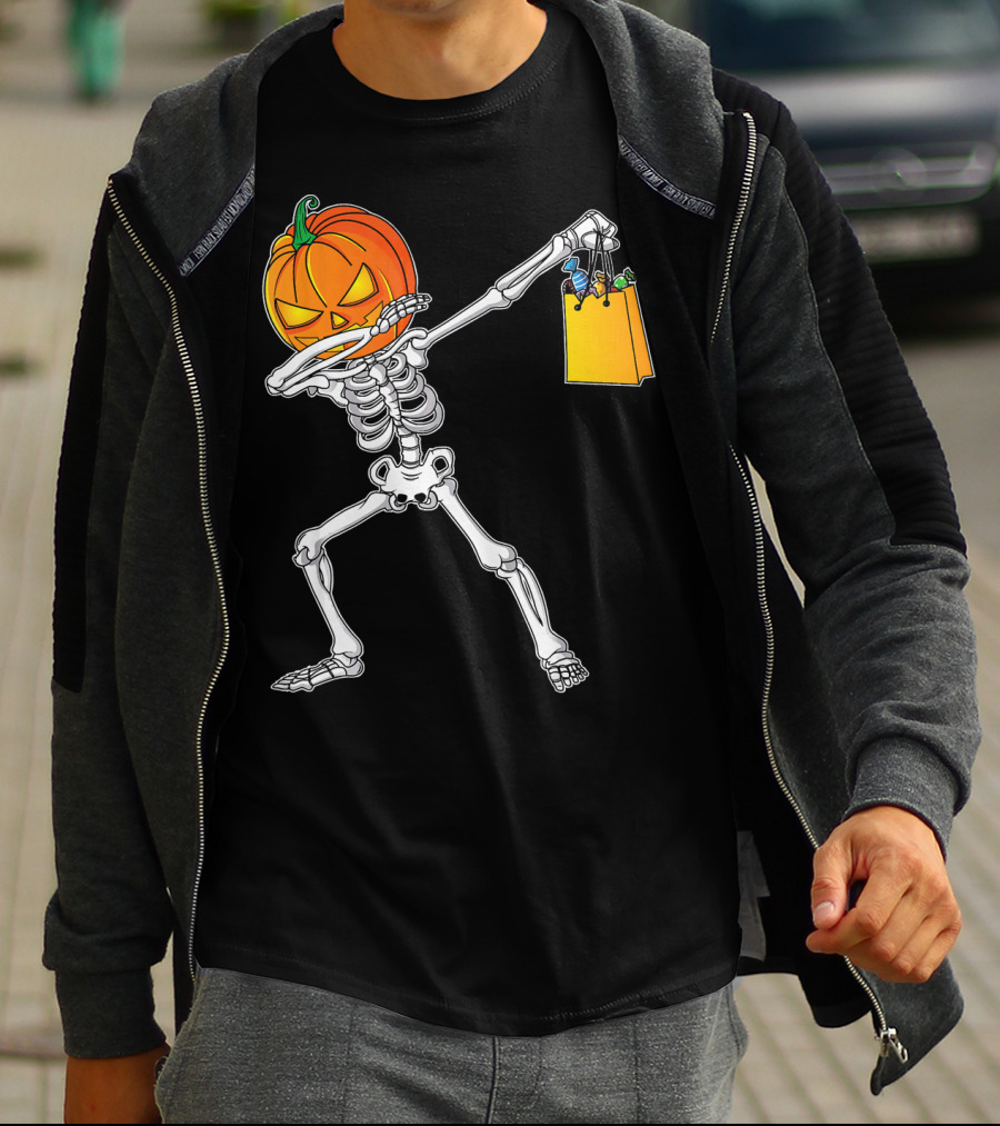 Halloween Kids Pumpkin Skeleton Dabbing With Candy Bag T-Shirt