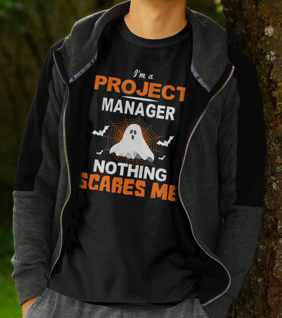 I'm A Project Manager Nothing Scares Me Halloween Ghost And Bats T-Shirt