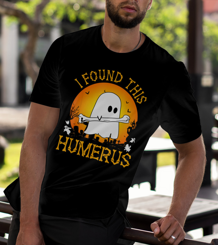 I Found This Humerus Halloween Ghost With Bone Spooky Graveyard Scene T-Shirt