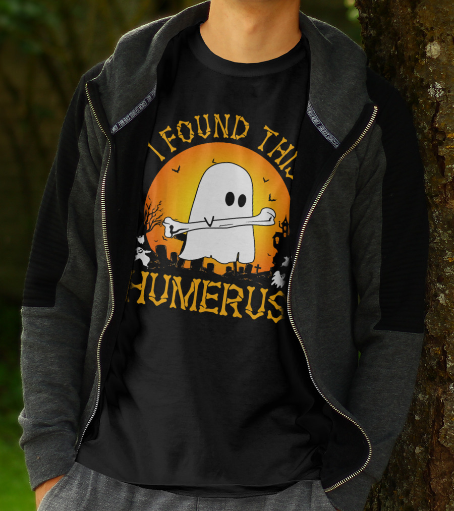 I Found This Humerus Halloween Ghost With Bone Spooky Graveyard Scene T-Shirt