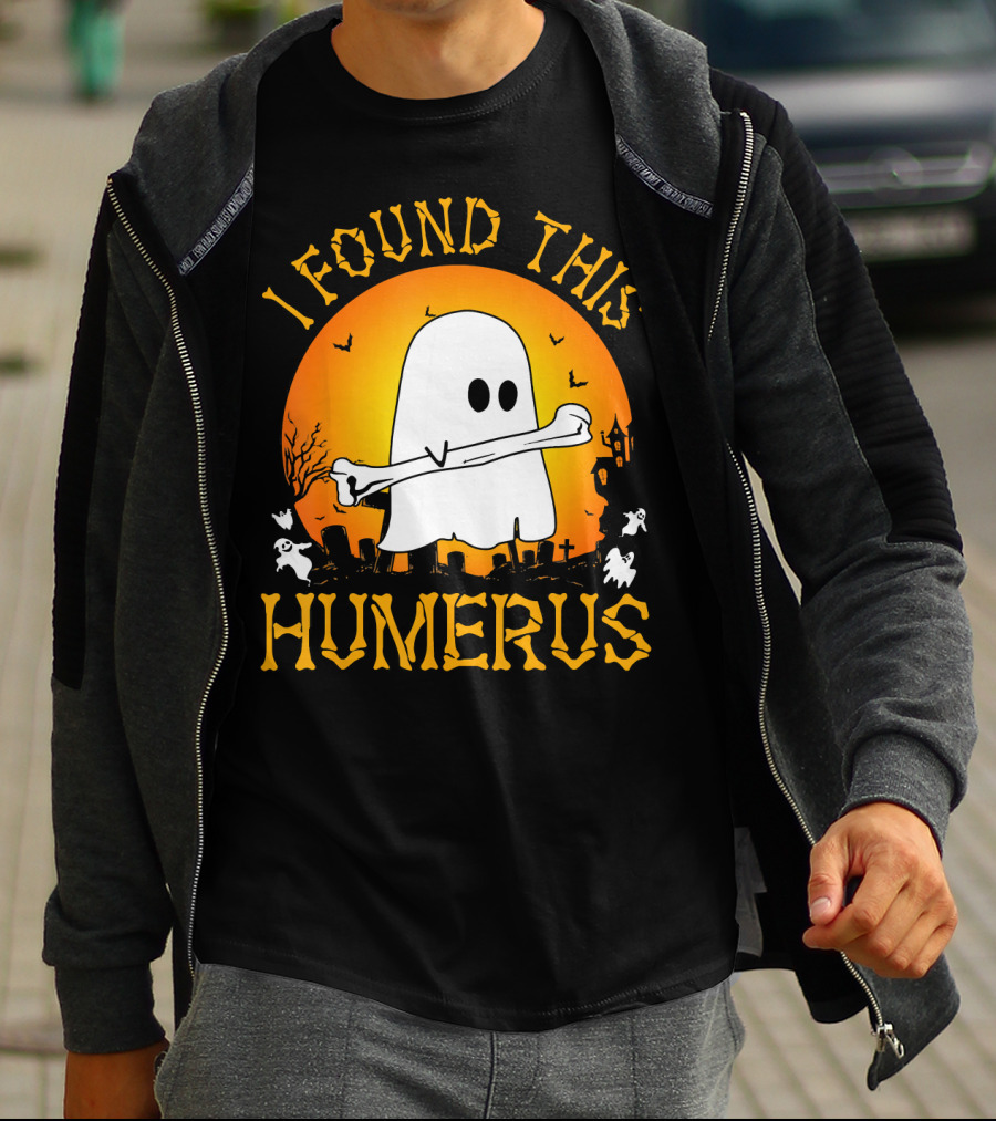 I Found This Humerus Halloween Ghost With Bone Spooky Graveyard Scene T-Shirt