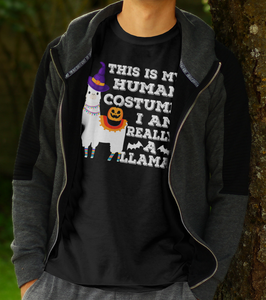 THIS IS MY HUMAN COSTUME I AM REALLY A LLAMA HALLOWEEN WITCH HAT PUMPKIN BAT T-Shirt