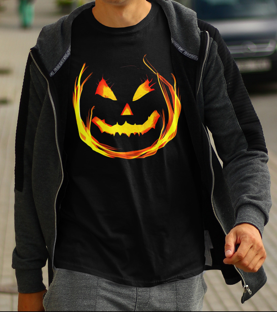 Fun And Spooky Fiery Jack O Lantern Halloween Pumpkin Face T-Shirt