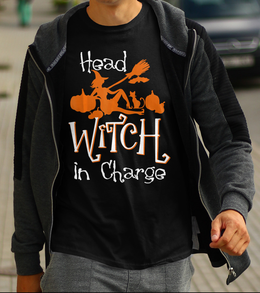 Head Witch In Charge Funny Halloween Pumpkins Broomstick Cat T-Shirt