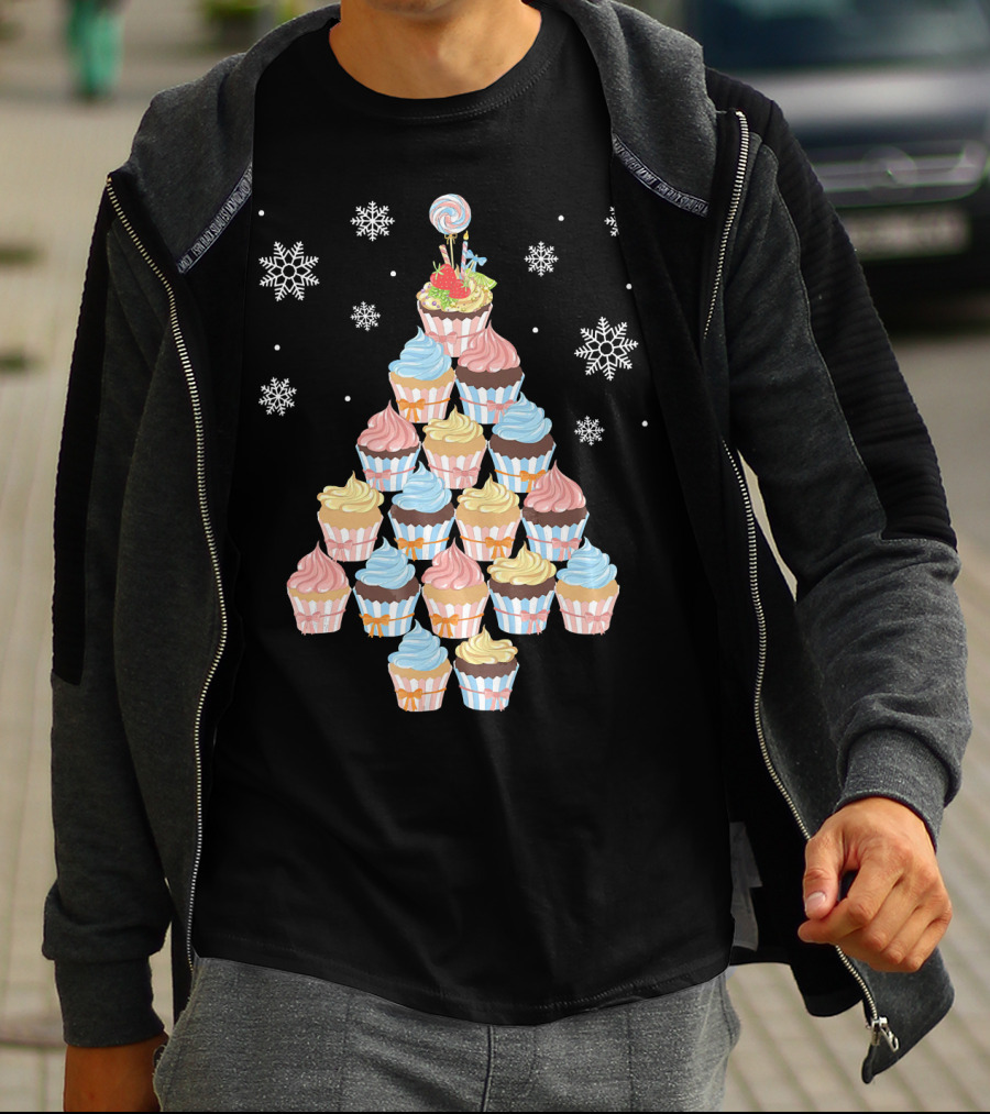 Cupcake Christmas Tree Baker Bak Festive Snowflake Topping T-Shirt