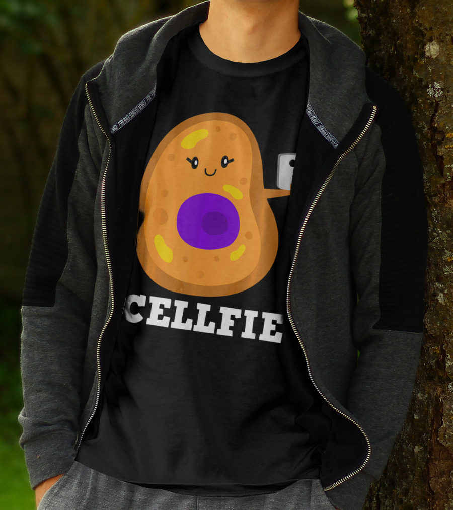 Cute Cell Character Taking Selfie For Science Teacher Enthusiasts T-Shirt