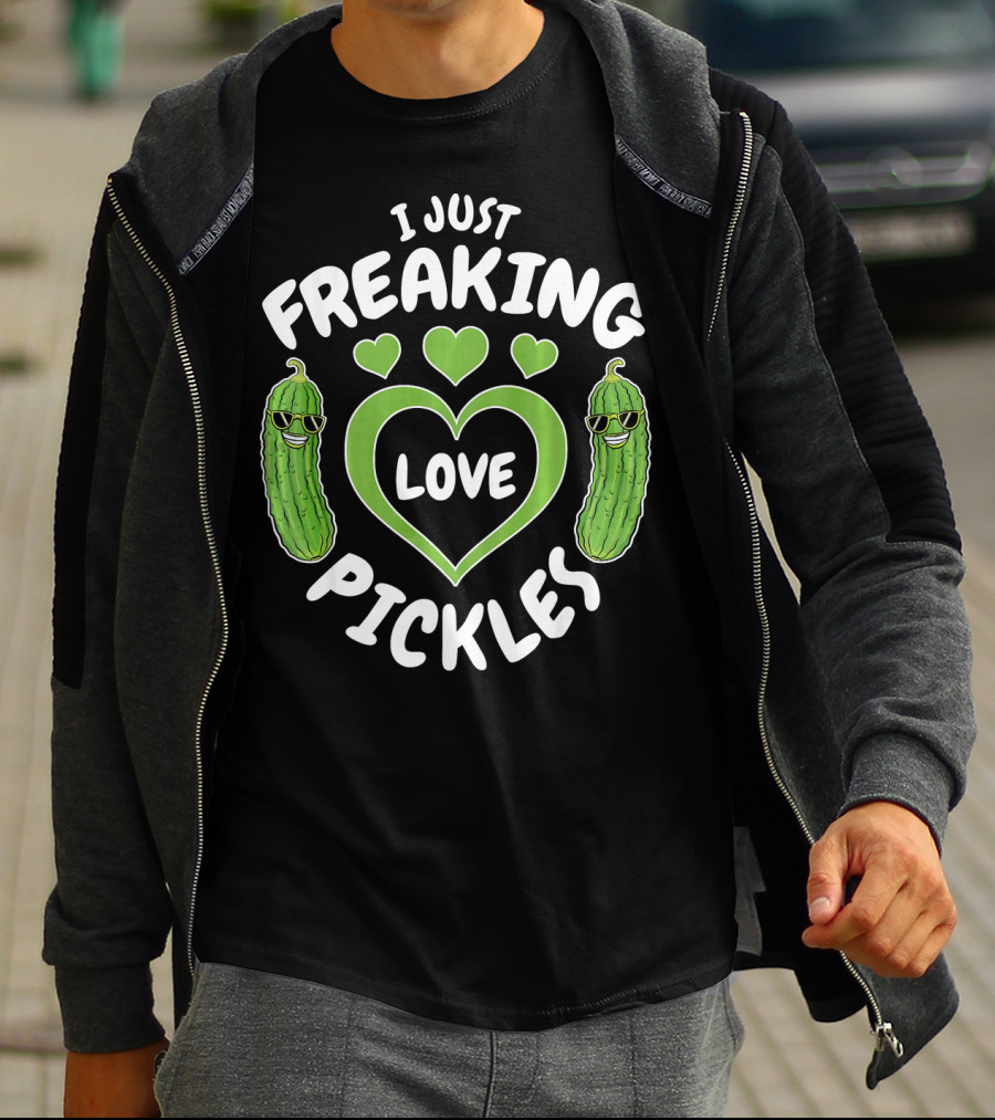 I Just Freaking Love Pickles Love Pickl With Heart And Cool Pickle Characters T-Shirt