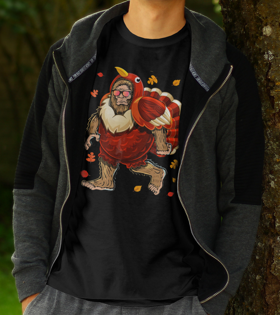 Thanksgiving Bigfoot Turkey Costume Fall Leaves T-Shirt