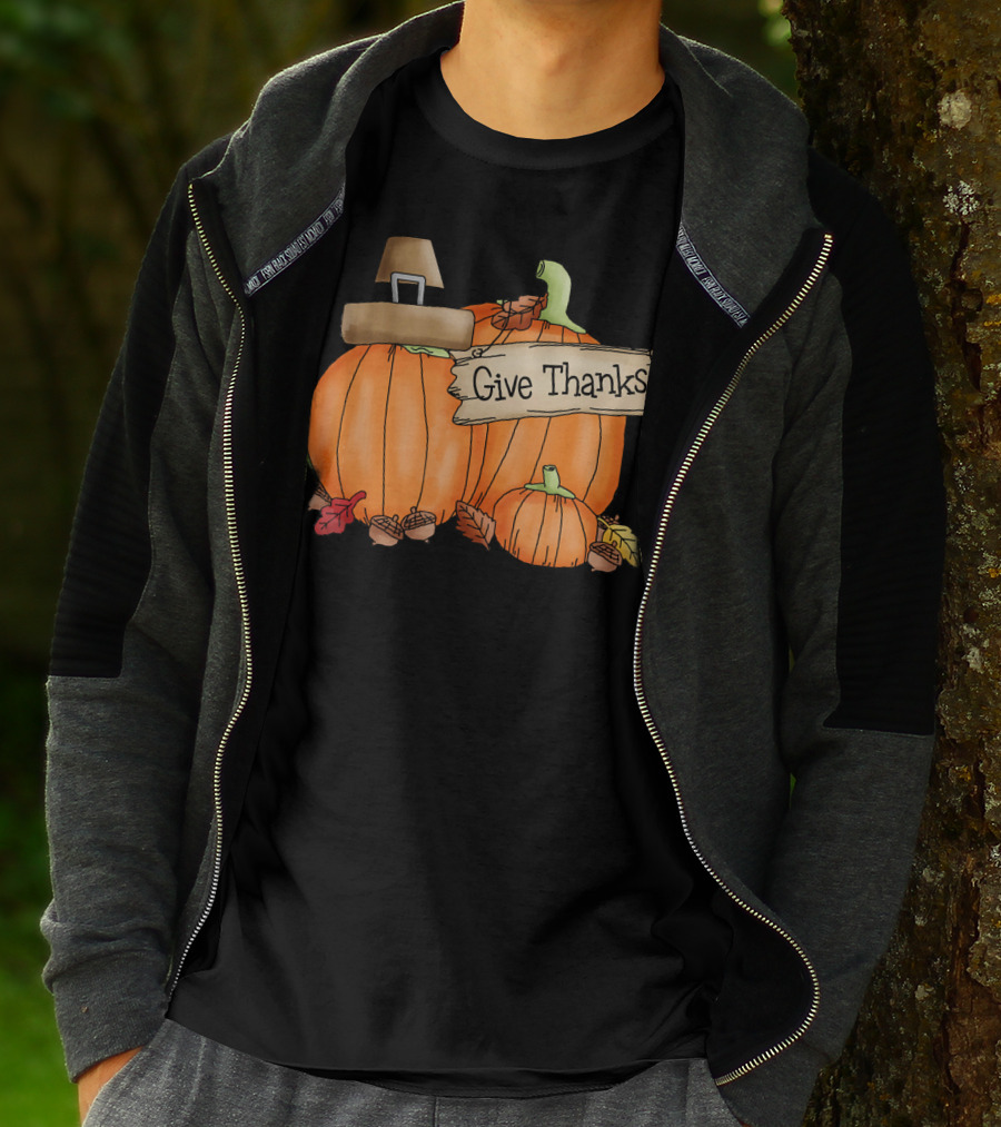 Give Thanks Pumpkin Pilgrim Hat Leaves Acorns T-Shirt