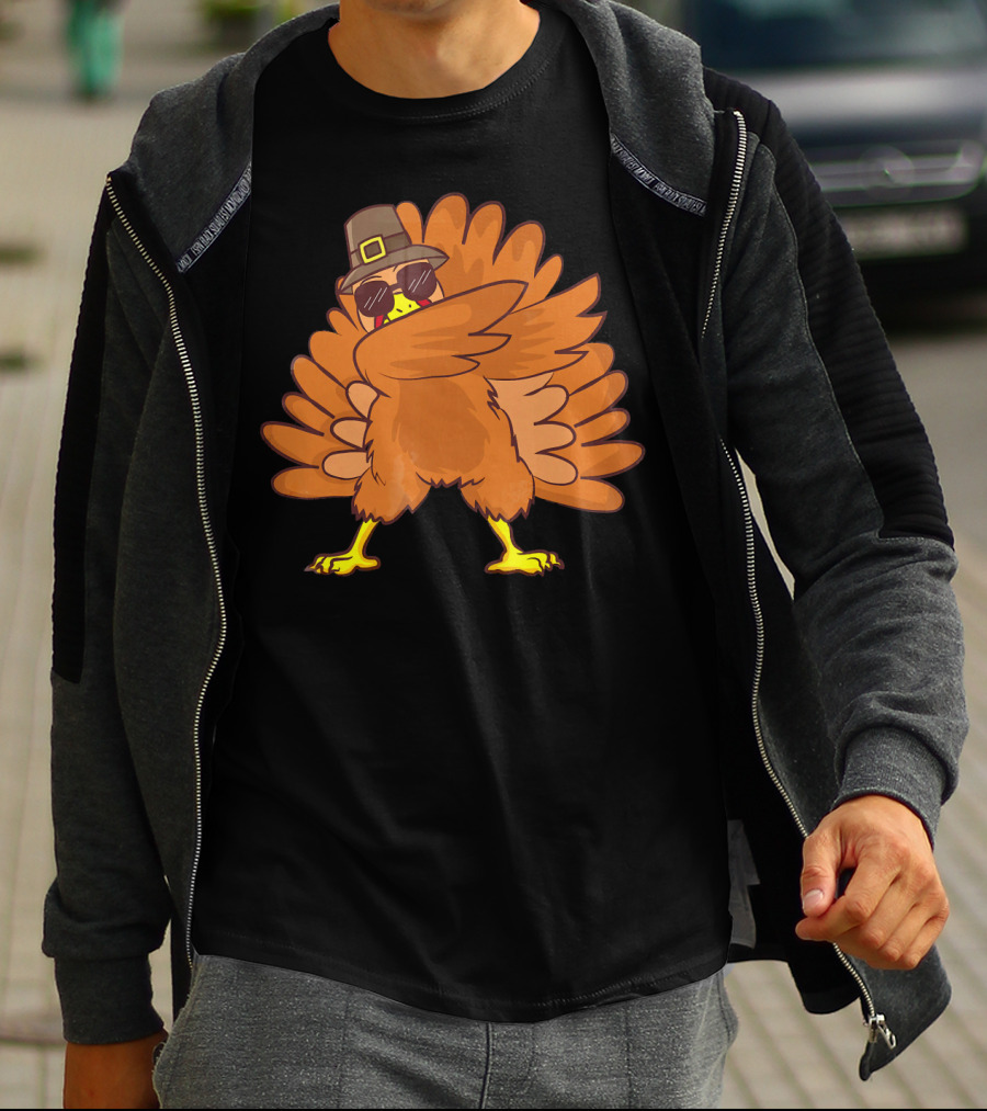 Thanksgiving Turkey Dab Dance With Sunglasses And Pilgrim Hat T-Shirt