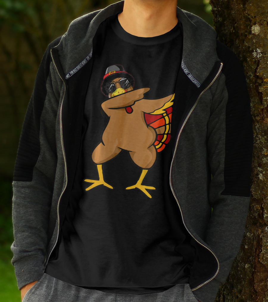 Funny Dabbing Turkey With Sunglasses And Hat T-Shirt