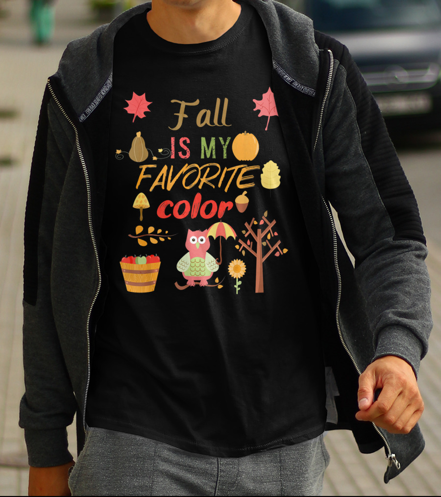 Fall Is My Favorite Color Owl With Umbrella Autumn Harvest Leaves Pumpkin Acorn T-Shirt