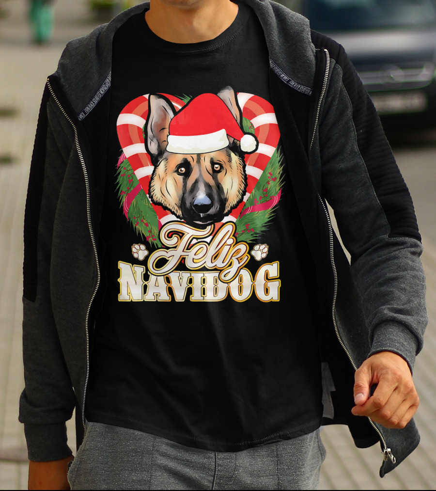Feliz Navidog German Shepherd Santa Hat Christmas Wreath T-Shirt