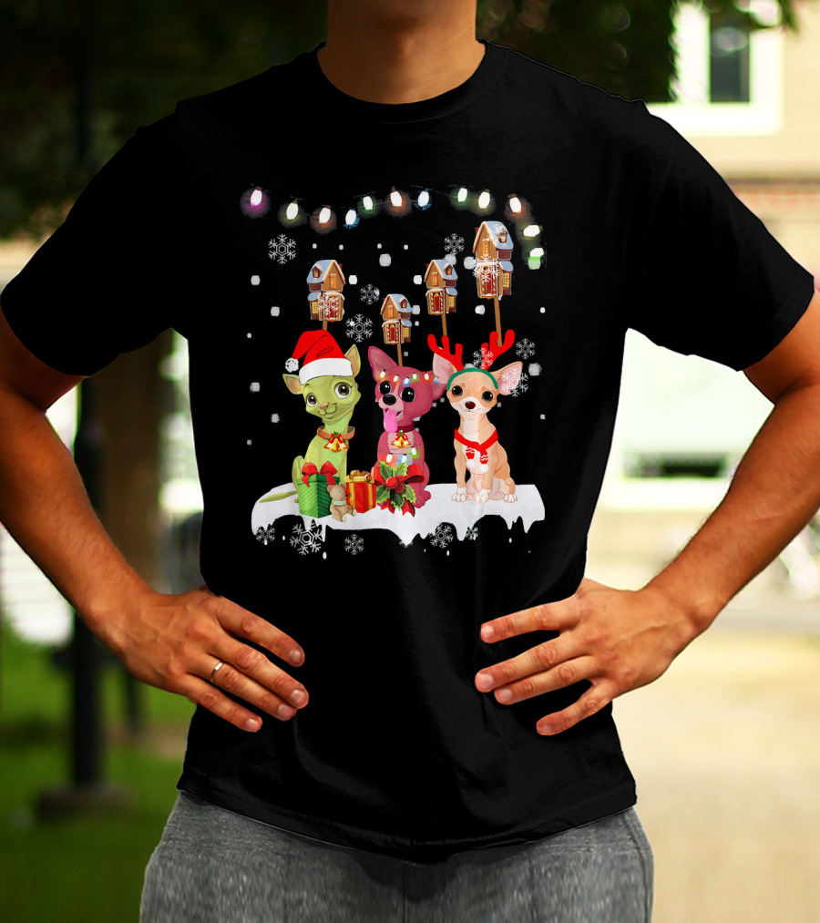 Chihuahua Christmas Light With Santa Hat And Reindeer Antlers T-Shirt
