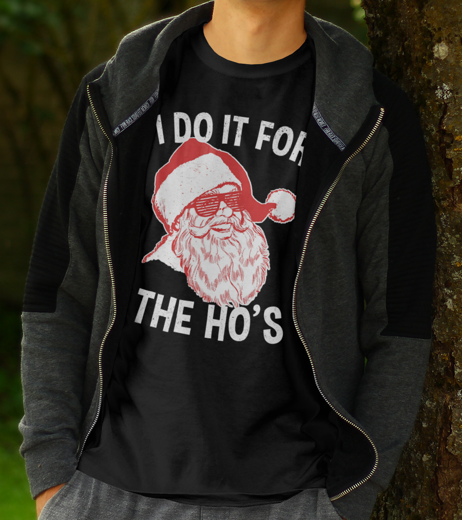 I Do It For The Ho's Santa Claus Sunglasses Retro Hipster T-Shirt