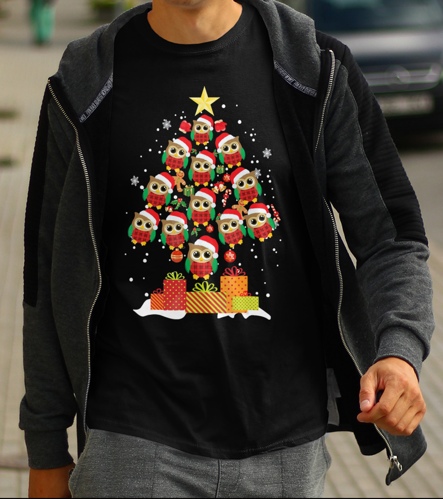 Owl Christmas Tree With Santa Hats And Presents For Owl Lovers T-Shirt