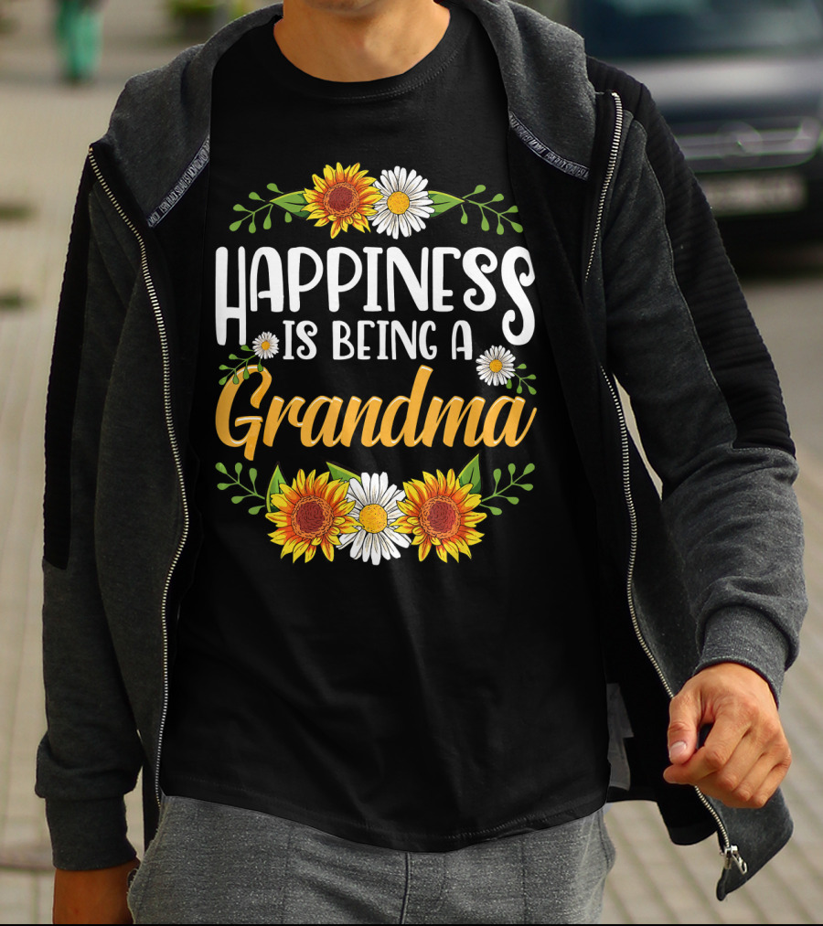 Happiness Is Being A Grandma Sunflower And Daisy T-Shirt