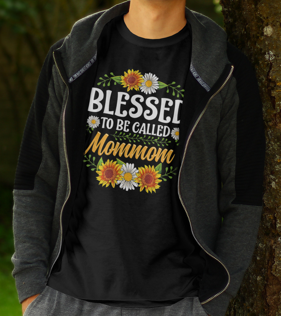 Blessed To Be Called Mommom Sunflower Daisy Floral T-Shirt