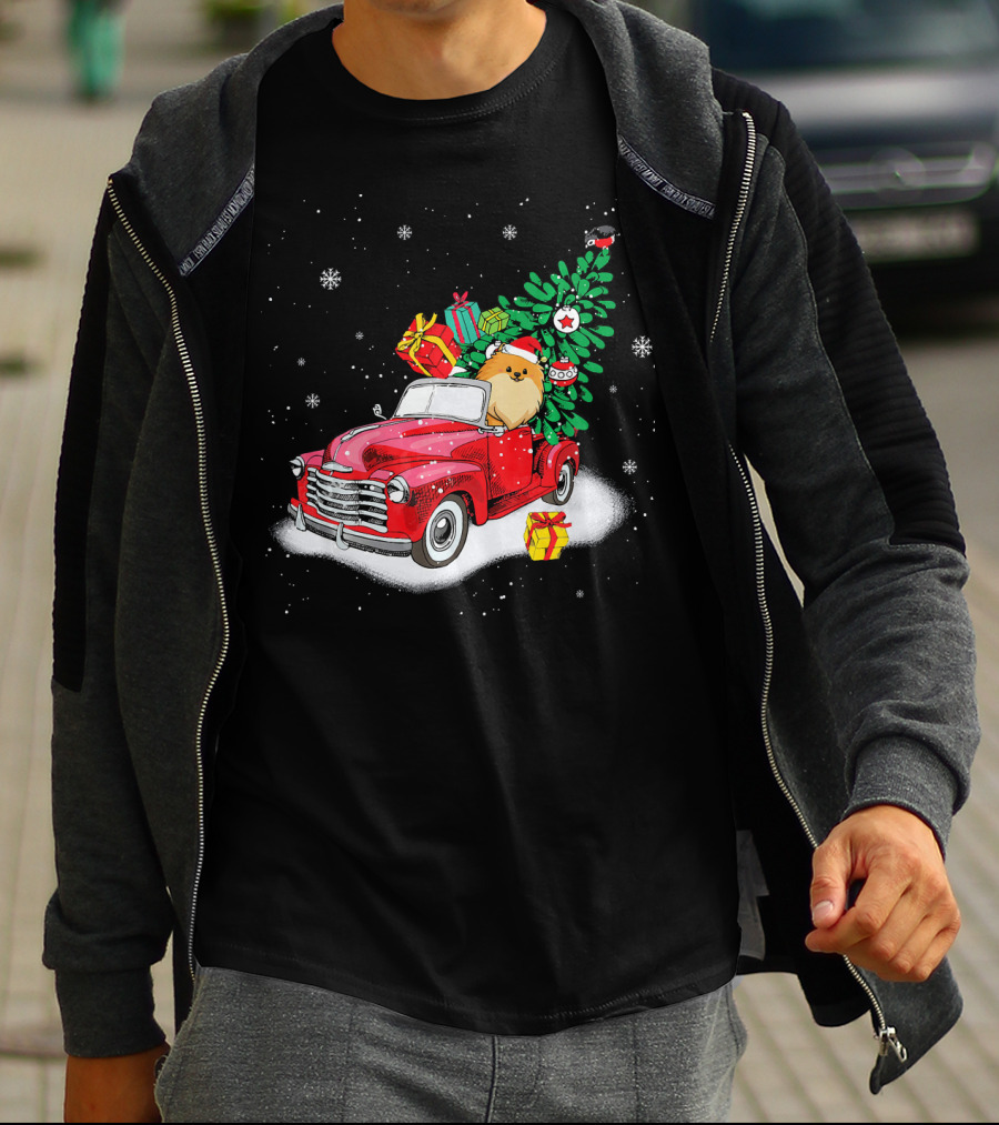 Pomeranian With Christmas Tree And Gifts In Red Truck Snow Scene T-Shirt