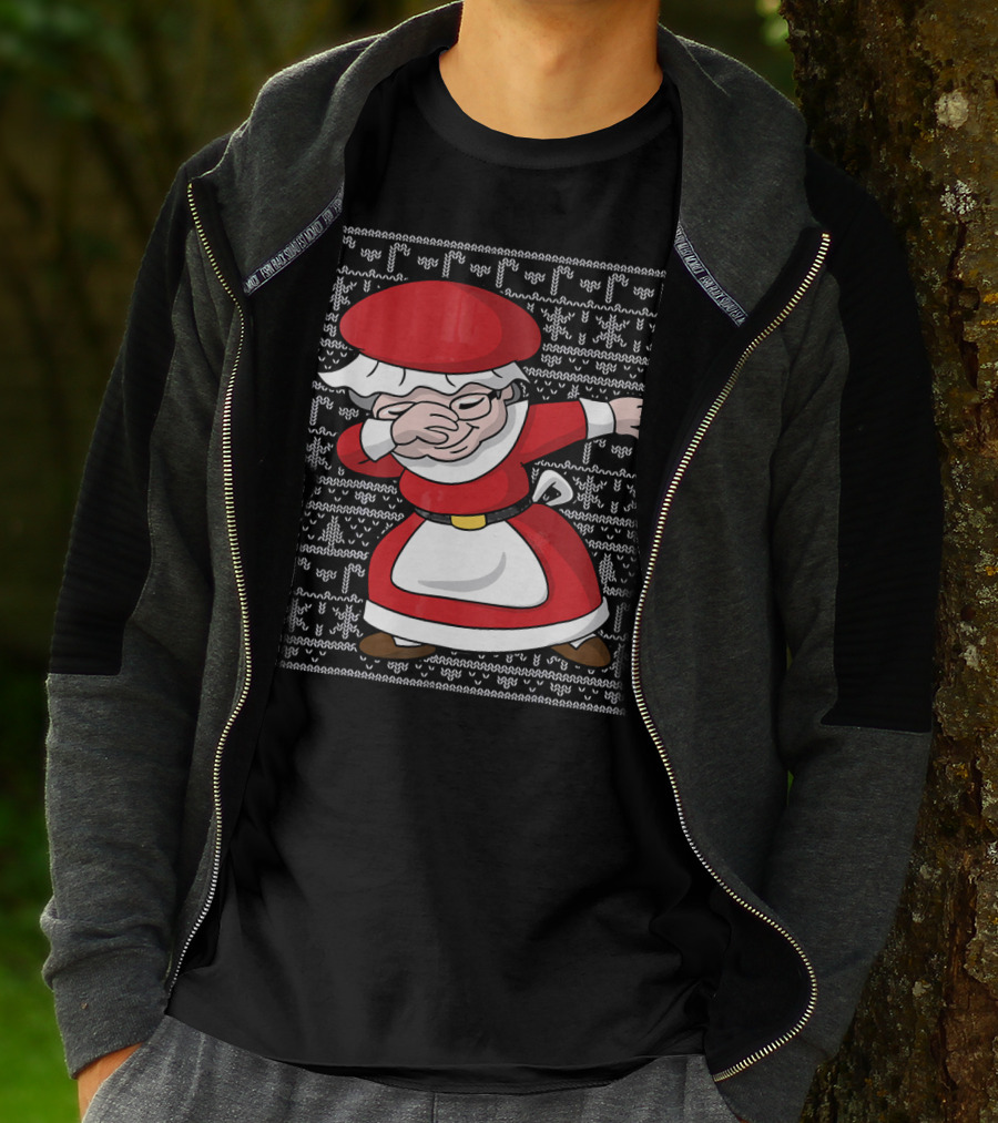Dabbing Mrs Claus Ugly Christmas T-Shirt