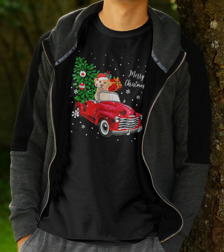 Merry Christmas Santa Labrador Dog Riding Red Truck With Presents And Tree T-Shirt
