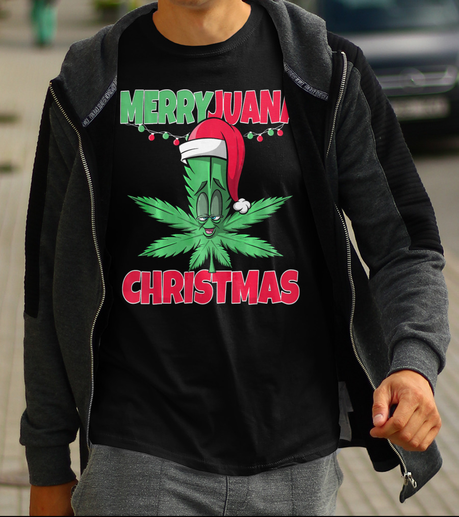 Merryjuana Christmas Funny Santa Hat Marijuana Leaf T-Shirt