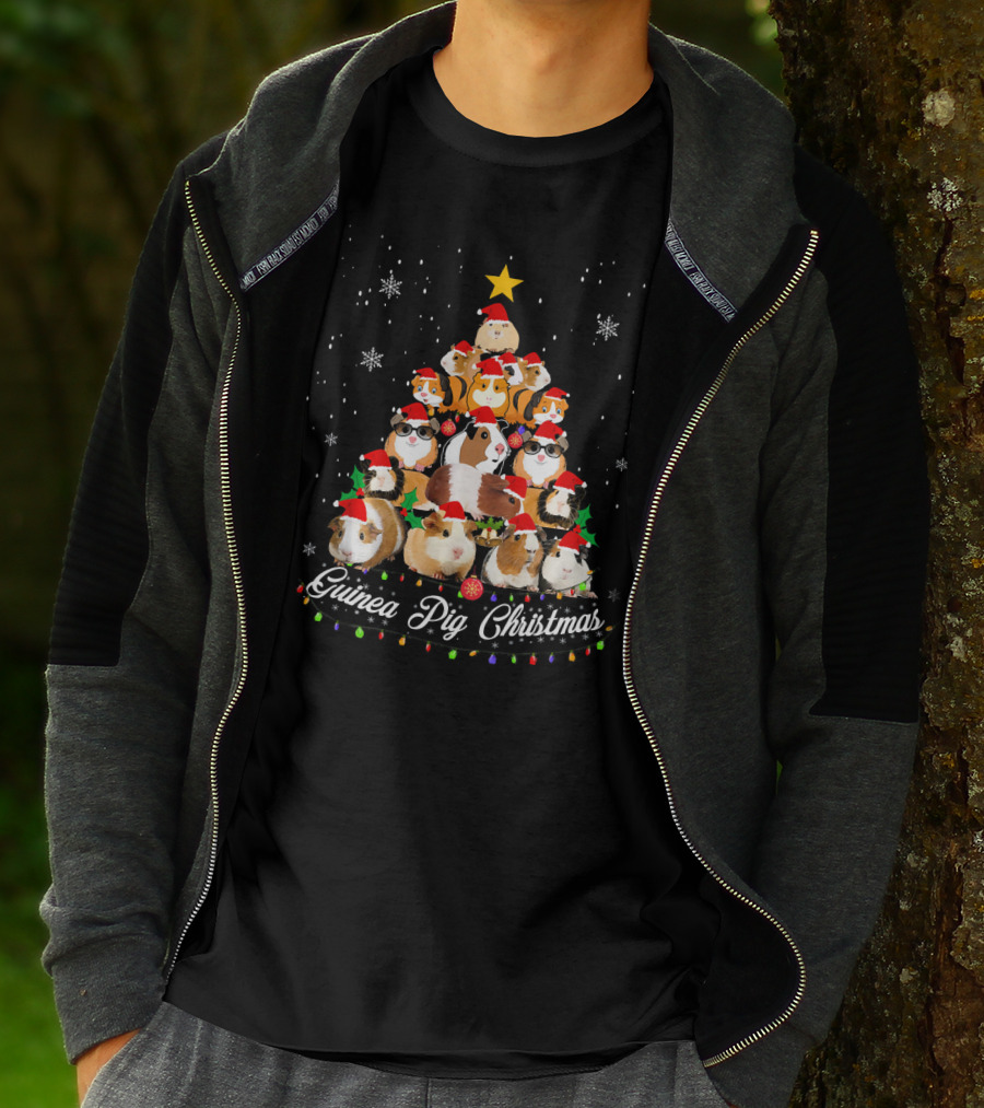 Guinea Pig Christmas Tree With Santa Hats And Snowflakes T-Shirt